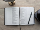 Biblia de margen amplio NTV con Filament (Tapa dura de SentiPiel, Cruz, Letra Roja)