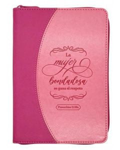 Libreta imitación piel rosa con cierre. La mujer bondadosa